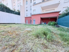 Comme une maison ! Rare 4 pièces avec 140 m² de jardin à 3 min des plages - Cannes La Bocca (06)