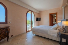 House for sale 5 rooms GRASSE (06)