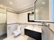  Villa plain-pied 195 m², piscine et garage  PEGOMAS (06)