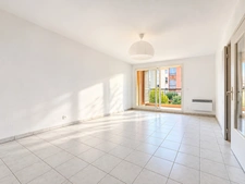 Appartement  T3 de 68 m², terrasse, ascenseur et garage GRASSE (06)