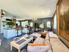 PEYMEINADE – Maison de 189 m² avec appartement indépendant, piscine, garage et terrain paysager de 1 290 m²(06)
