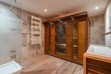 Villa contemporaine de prestige – Vue mer – Piscine chauffée & jacuzzi – Saint-Jean Grasse