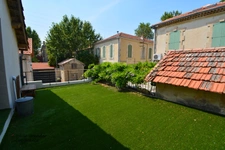 House for sale, 5 rooms, Salon-de-Provence (13), 209m², with outdoor space and garage