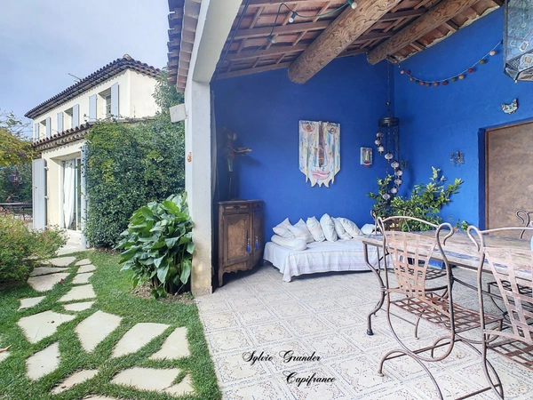 Dpt Vaucluse (84), à vendre VILLELAURE maison P5 de 178 m² - Terrain de 1 500,00 m² 