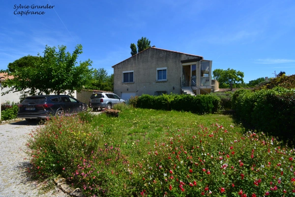 Maison à vendre 215M² 7/8 pièces PELISSANNE (13)