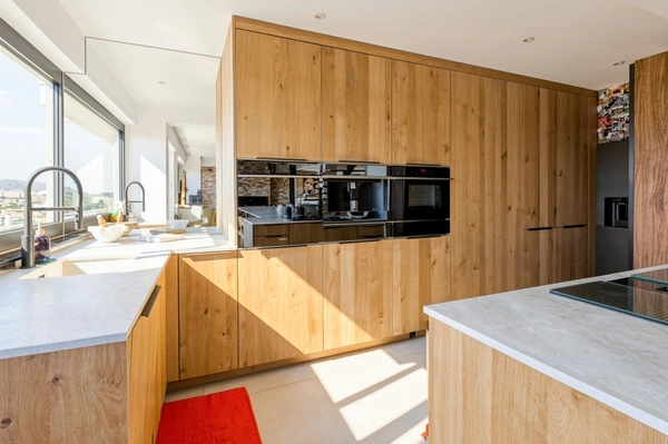 Penthouse en duplex à Pointe rouge,160m² face à la mer