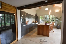 Propriete à vendre 7 pièces RAPHELE LES ARLES (13) 240m² évolutif sur 3300 m² avec piscine