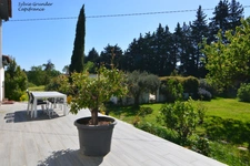 Maison à vendre 6 pièces SENAS (13)avec dépendance piscine lagon et parc arboré