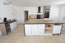 Maison de plain-pied 5 pièces avec piscine, St Victoret 