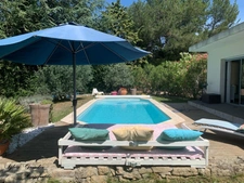 Dpt Bouches du Rhône (13), à vendre VERNEGUES maison P5 de 180 m² - Terrain de 1 300,00 m² - Plain pied