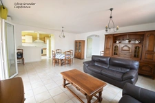 Appartement à louer 4 pièces MIRAMAS (13)  85m² avec jardin clos et box
