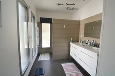 Dpt Bouches du Rhône (13), à vendre VERNEGUES maison P5 de 180 m² - Terrain de 1 300,00 m² - Plain pied