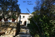 Dpt Bouches du Rhône (13), à vendre proche de  Salon-de-Provence maison P7   