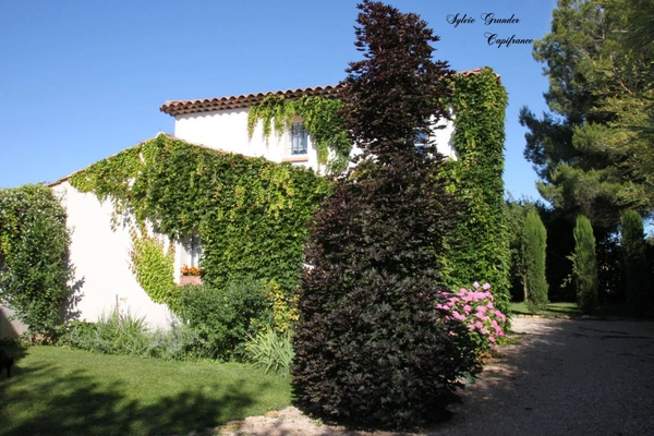 Dpt Vaucluse (84), à vendre VILLELAURE maison P5 de 178 m² - Terrain de 1 500,00 m² 
