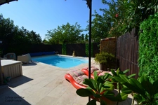Maison à vendre 4 pièces LANCON PROVENCE (13) avec jardin et piscine