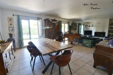 Dpt Vaucluse (84), for sale VILLELAURE house P5 of 178 m² - Land of 1,500.00 m²