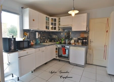 Maison à vendre 5 pièces ENTRESSEN (13)avec Jardin