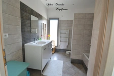 Dpt Bouches du Rhône (13), à vendre VERNEGUES maison P5 de 180 m² - Terrain de 1 300,00 m² - Plain pied