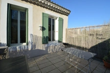 Dpt Bouches du Rhône (13), à vendre SALON DE PROVENCE appartement T2 de 42 m² avec Terrasse 