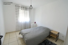 Maison de plain-pied 5 pièces avec piscine, St Victoret 