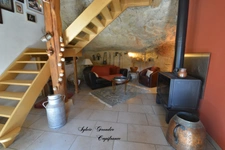 Dpt Bouches du Rhône (13), à vendre proche de  Salon-de-Provence maison P7   