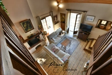 Maison familiale, environnement boisé, vie de plain pied