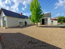 Propriété au charme de l'ancien - comprenant 2 gîtes - dépendances