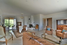 Maison familiale au coeur de Doué la Fontaine - Potentiel de 6 chambres 
