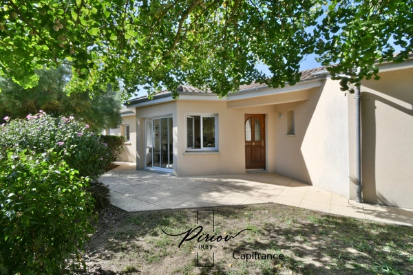 Pavillon Plain pied, 3 chambres, 2 sdb, 950 m² de terrain