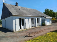 Pavillon plain pied, 3 chambres, 1230 m² de terrain clos de murs