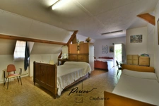 Maison familiale, environnement boisé, vie de plain pied