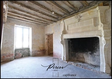 Ensemble immobilier en pierres, maison et dépendances, 4 600 m²