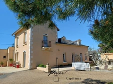 Propriété 5 chambres, dépendances, proche commerces et services