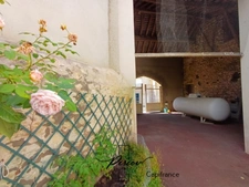 Maison de ville, vie de plain pied, 2 salles d'eau, 3 chambres