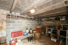 NUEIL-SUR-LAYON – VIE DE PLAIN-PIED – 3 CHAMBRES – DÉPENDANCES – TERRAIN CLOS