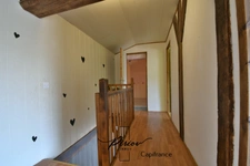 Maison vie de plein pied - 3 chambres - 1380 m² de terrain - Dépendances