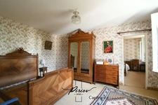 Maison de ville, vie de plain pied, 2 salles d'eau, 3 chambres