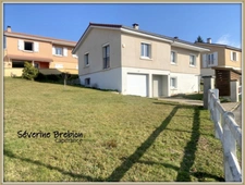 Maison rénovée avec 3 chambres, terrain, garage CHABRELOCHE (63)