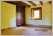 ? For sale – Stone country house – 100 m² – Garden 1,700 m² – Near Noirétable (42)