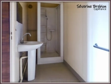 A vendre maison à rénover avec grange et terrain VISCOMTAT (63)