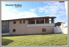 Maison 93 m², bâtie en 2002, 2 chambres avec la possibilité d'en créer une troisième, terrasse, garage + garage double  ARCONSAT (63)