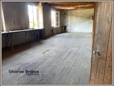 A vendre CHABRELOCHE (63), ancien atelier