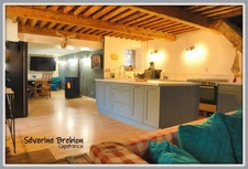 Ancienne ferme rénovée de 190 m², 4 chambres, avec grange, terrain de 11 000m² à Cervières