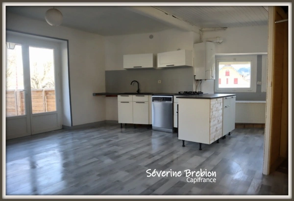 Maison à vendre 4 pièces CHABRELOCHE (63)