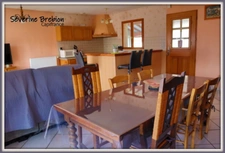 Maison 93 m², bâtie en 2002, 2 chambres avec la possibilité d'en créer une troisième, terrasse, garage + garage double  ARCONSAT (63)