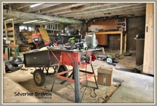 Ancienne ferme rénovée de 190 m², 4 chambres, avec grange, terrain de 11 000m² à Cervières
