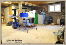 Maison rénovée avec 3 chambres, terrain, garage CHABRELOCHE (63)