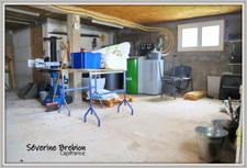 Maison rénovée avec 3 chambres, terrain, garage CHABRELOCHE (63)