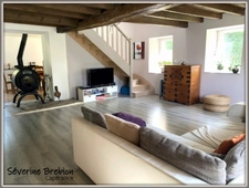 🏡 Maison rénovée en pierre de 166 m², 4 chambres, vaste séjour, dépendance, assainissement OK, avec ancien moulin et terrain de 1,8 hectare à Saint-Rémy-sur-Durolle