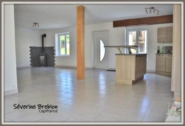 Maison rénovée, 3 chambres, terrain, garage VISCOMTAT (63)